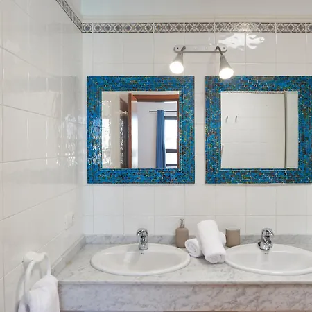 Maria De Timanfaya - Sea And Mountains Views, Pool, Wifi, 15 Minutes Walk To Marina Rubicon Ferienhaus *