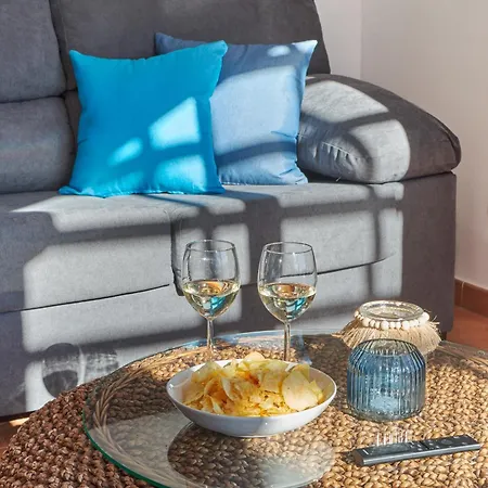 Hébergement de vacances Maria De Timanfaya - Sea And Mountains Views, Pool, Wifi, 15 Minutes Walk To Marina Rubicon *