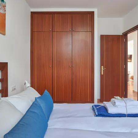 Hébergement de vacances Maria De Timanfaya - Sea And Mountains Views, Pool, Wifi, 15 Minutes Walk To Marina Rubicon Playa Blanca (Lanzarote)